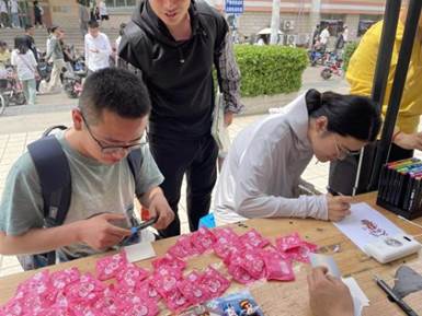 _cgi-bin_mmwebwx-bin_webwxgetmsgimg__&MsgID=5101875958315040979&skey=@crypt_99c3cf5d_2804e777e17fec038b4b6a2a16b3fb00&mmweb_appid=wx_webfilehelper